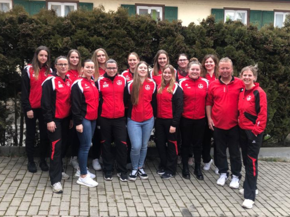 Damenmannschaft des FC Mittelstadt